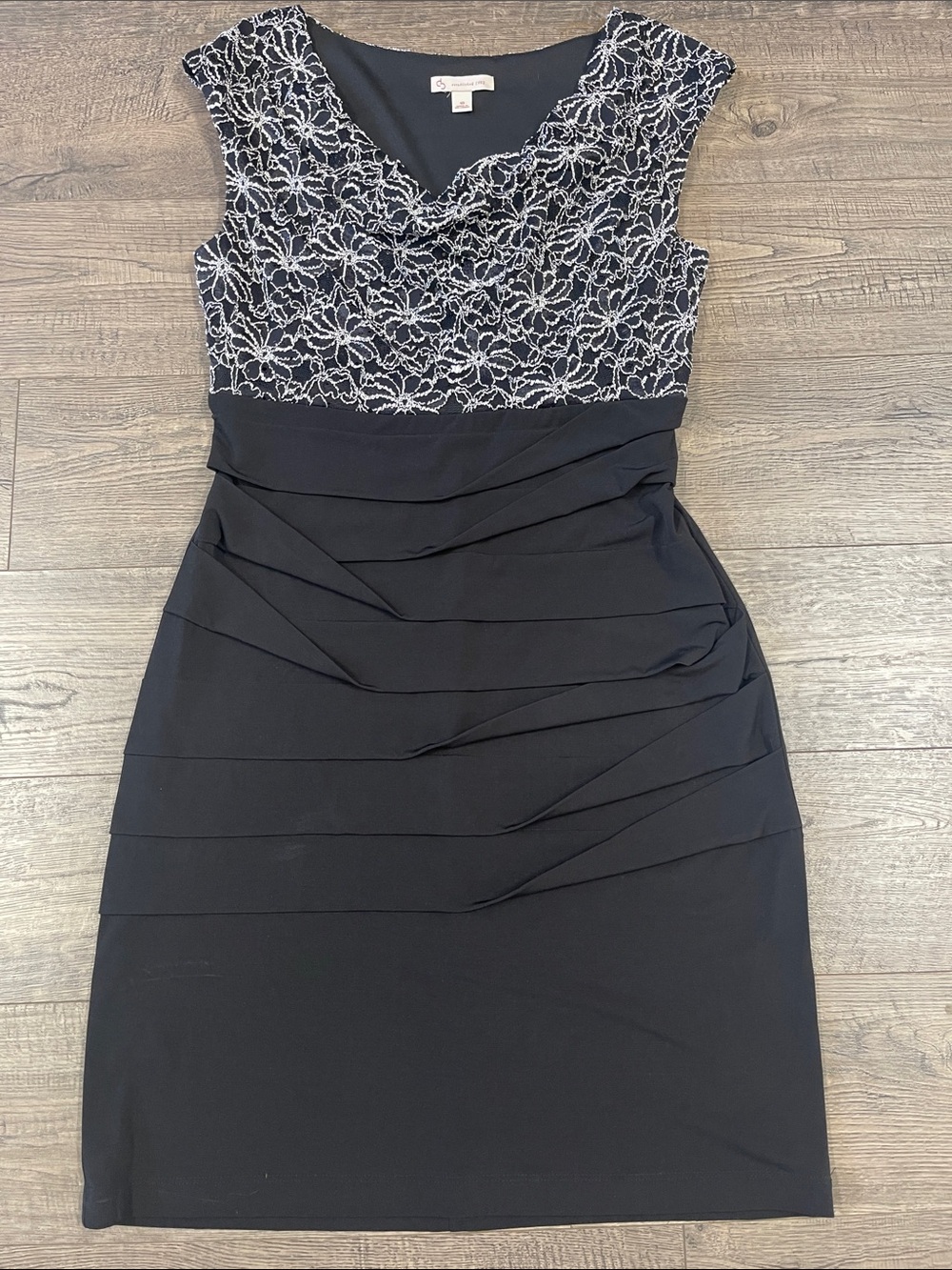 Sleeveless Black Midi Dress with White Lace Bodice